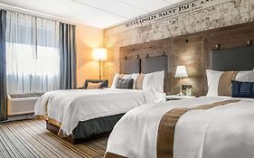 Envision Hotel Saint Paul South